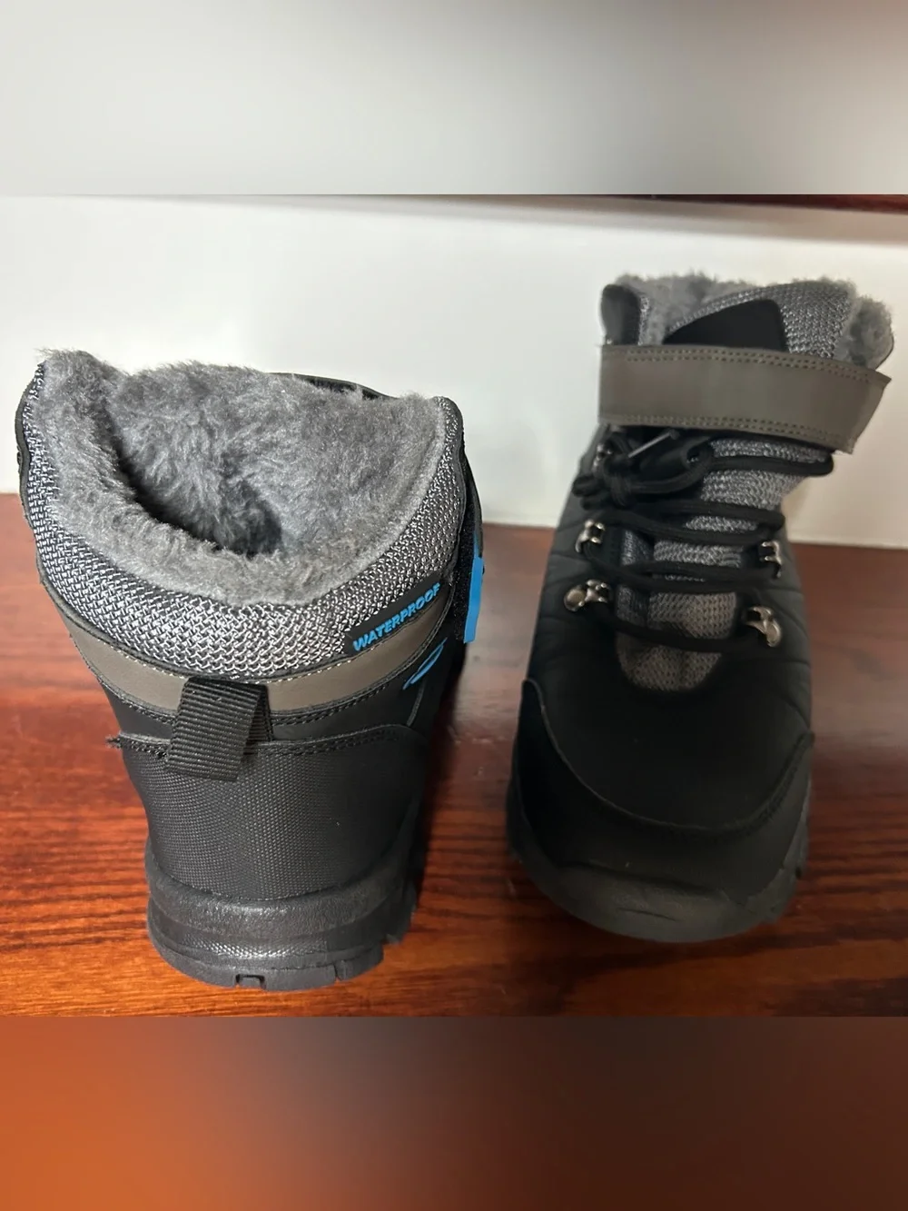 Gyeice Kids Snow Boots Boys Girls Winter Boot Waterproof Non-Slip Sz 6